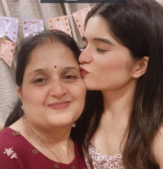 Bhavika Sharma With Her Mom